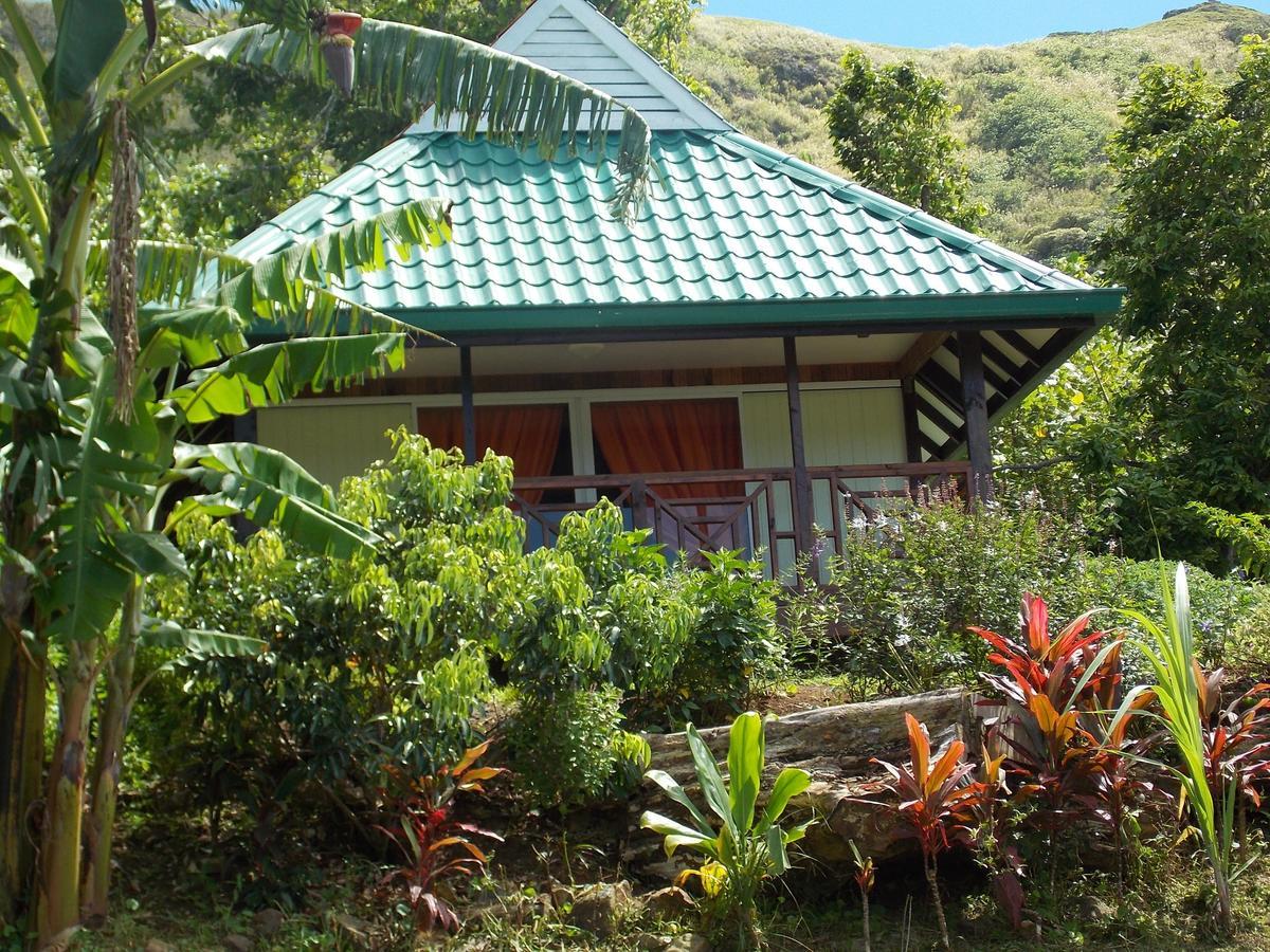 Pension Vaimano-Raivavae Vaiuru Exterior photo